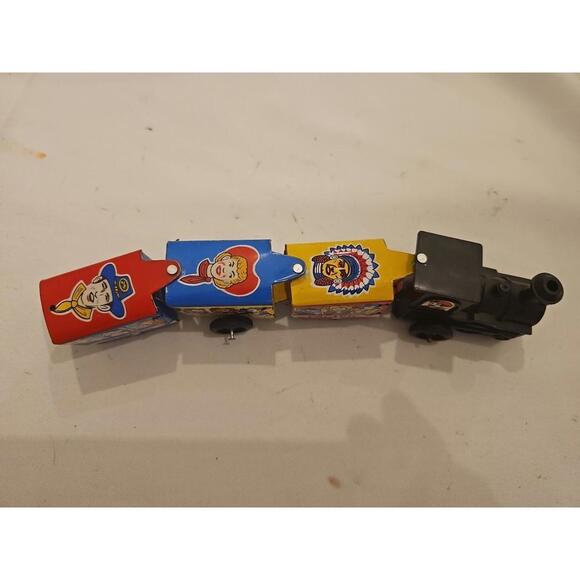 UNION PACIFIC EXPRESS Vintage TIN WIND-UP TOY TRAIN - MTU KOREA - Picture 2 of 3